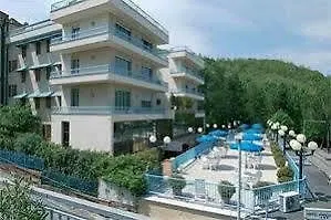 Albergo Le Sorgenti Chianciano Terme 3*,
